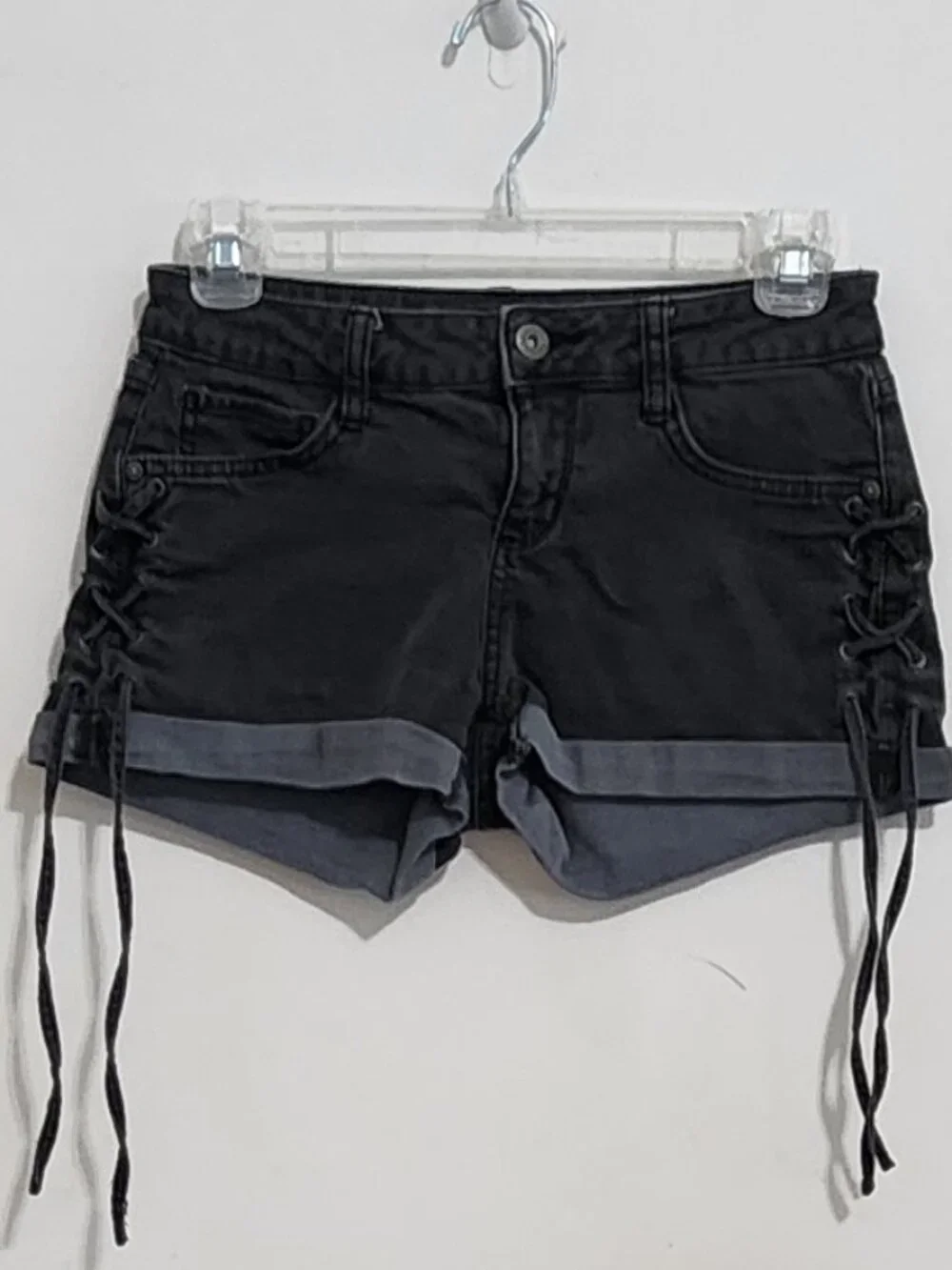 Arizona Jean Co Junior Ladies Shorts, Size 3